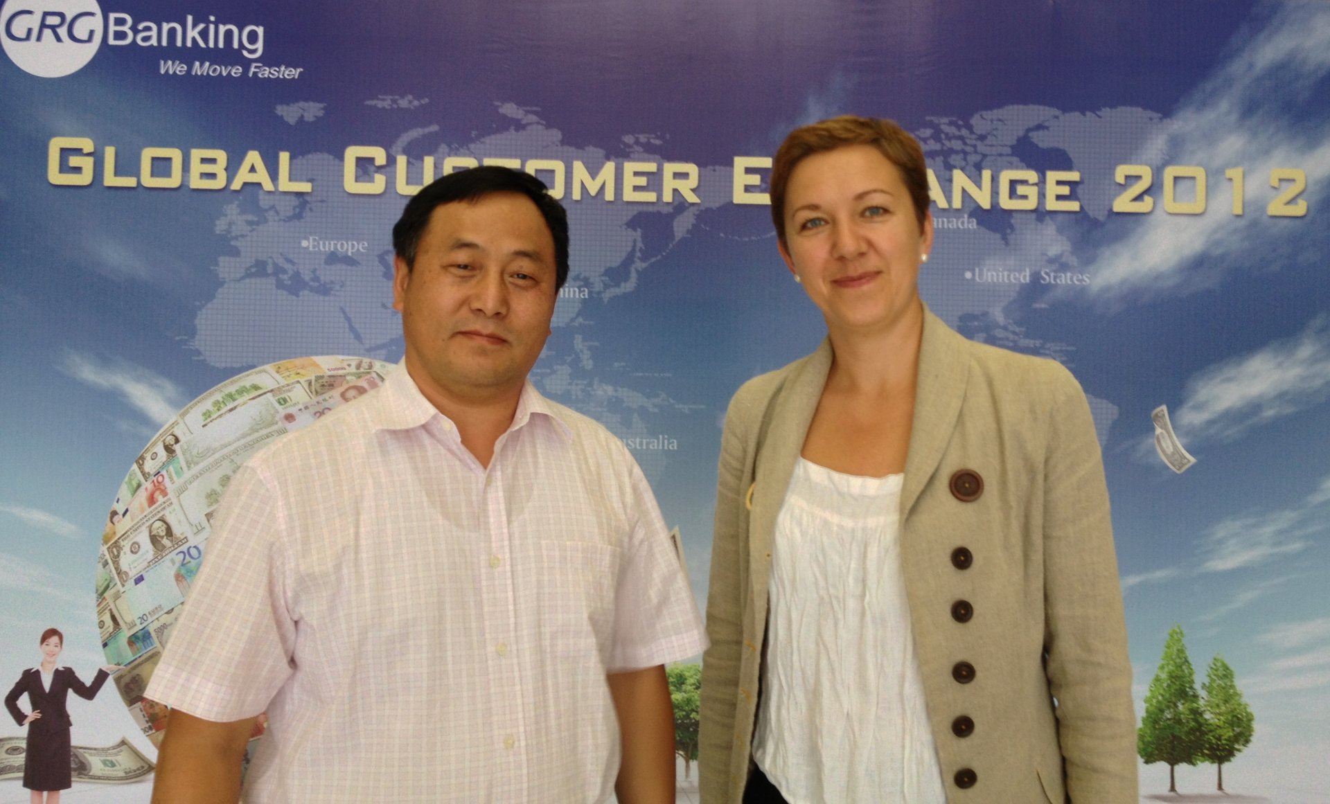 Lina Antanavičienė su GRG Banking Equipment pirmininku Zhao Youyong