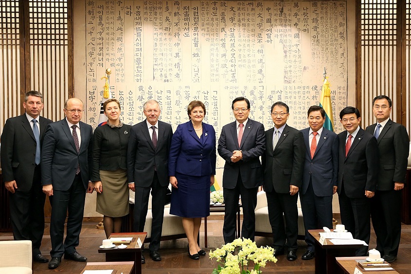 Photos by Olga Posaškova, the Seimas Office 